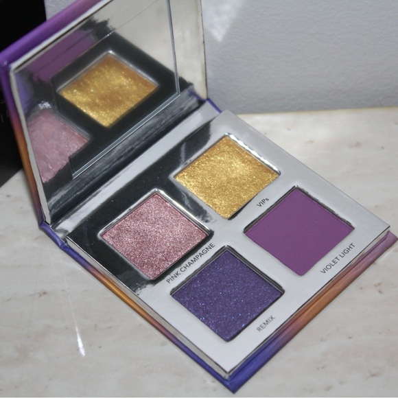 Haus Labs by Lady Gaga 4WAY ‘Disco’ Eyeshadow Palette - Picture 7 of 16